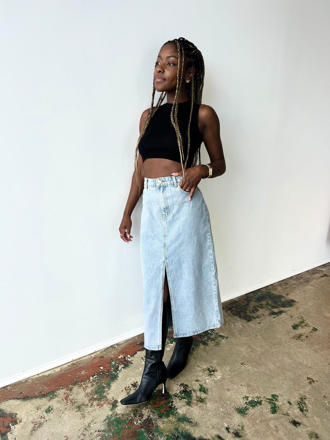 Women's Fashion Slit Tassel Denim Skirt - The Little Connection